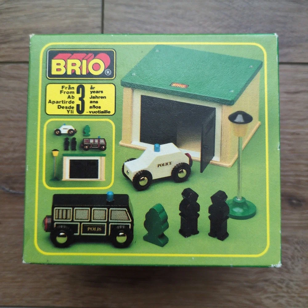 Vtg NIB BRIO Police Station Set 33576 Wood Train Railway Accessory Box New